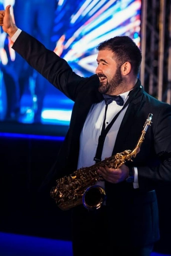 saxophone player for hire saxophonist in dubai