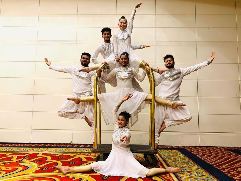 DA Bollywood Dance Group Gae events Dubai UAE 4