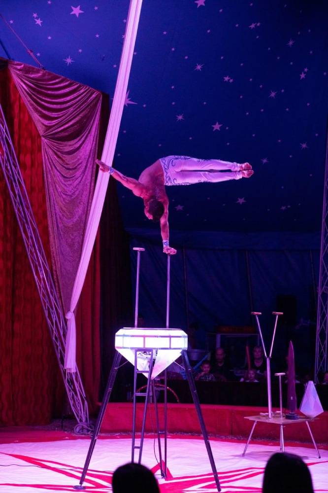 KV Circus Performer GAE events Dubai UAE 10
