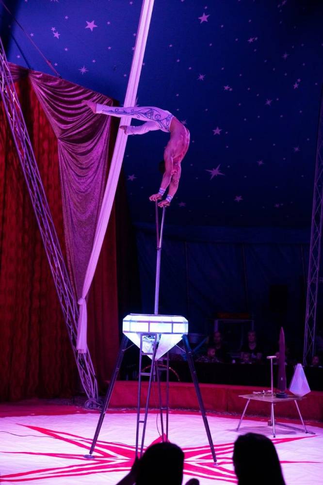 KV Circus Performer GAE events Dubai UAE 13
