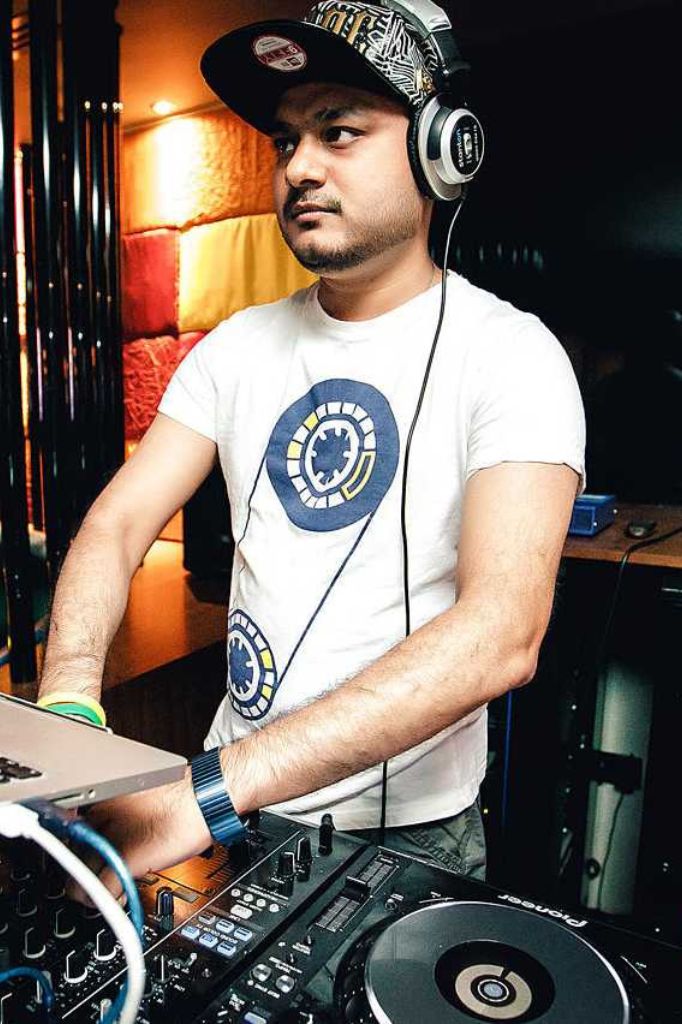 Profile AE English Hindi DJ GAE events Dubai UAE