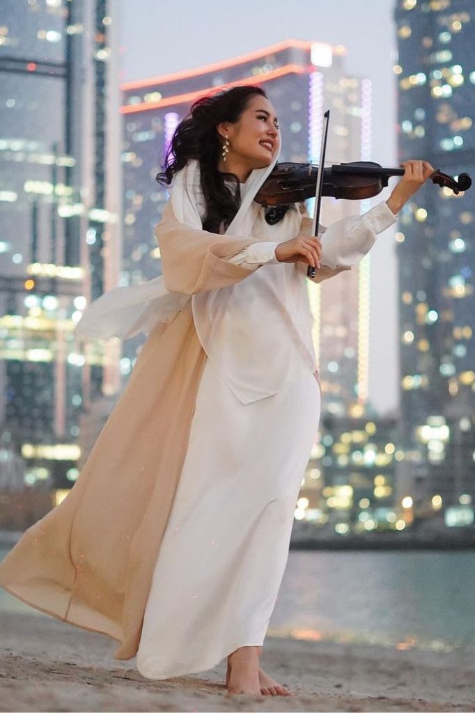 Profile SN Arabic English Violinist GAE Events Dubai UAE