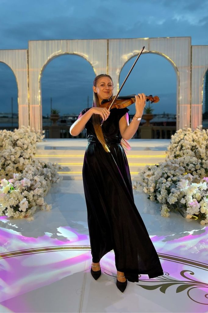 JE Violinist GAE Events Dubai UAE 4
