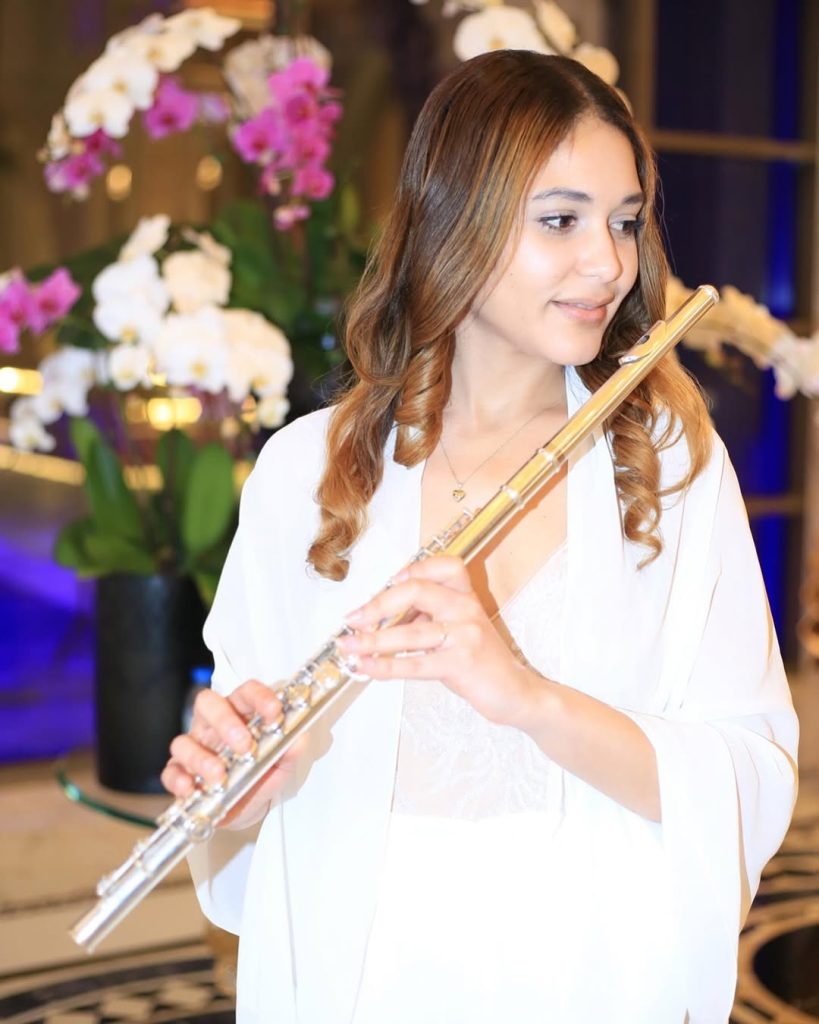 LR Flute Player GAE Events Dubai UAE (5)